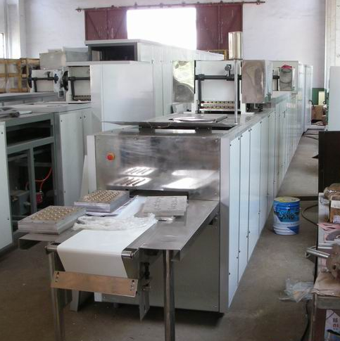 chocolate moulding machine